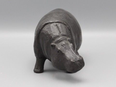 nijlpaardje  brons x10x21 cm.     1100 00   2  169