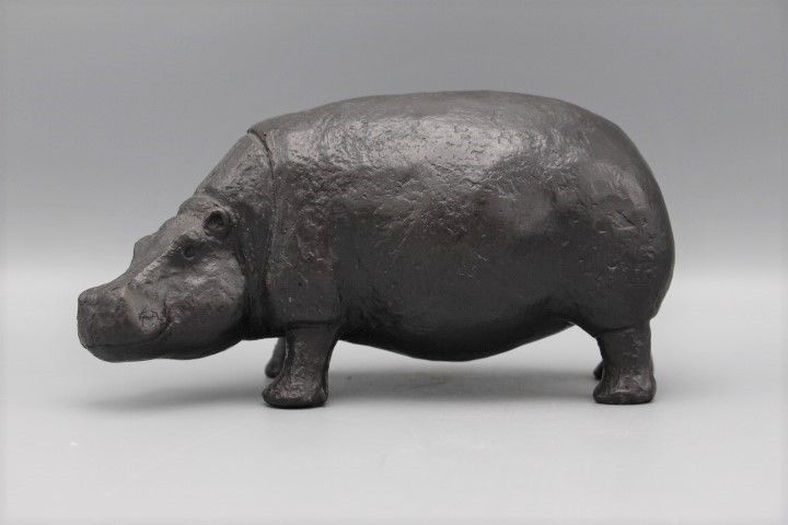 nijlpaardje  brons x10x21 cm.     1100 00  168