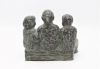 karin beek  drie kindjes en poes  brons x14x8 cm. e. 750 00  4 1834