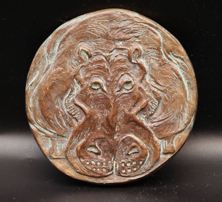 fiona zondervan nijlpaard  brons x9x0 5 cm.   350 00   1  .jpg 1989