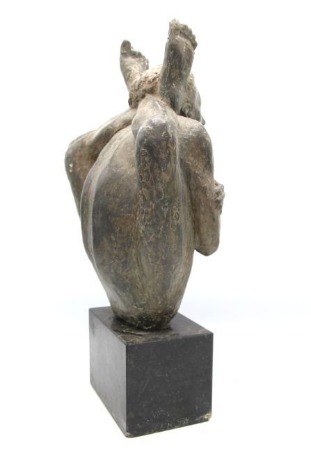 AMIRAN DJANASHVILI Yoga  brons x24x16 cm.    brons  E. 2900 00  6 3431