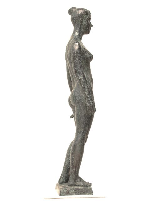 MIRAN DJANASHVILI  Staand naakt R  brons x22x12 cm. 4750 00  6 3471