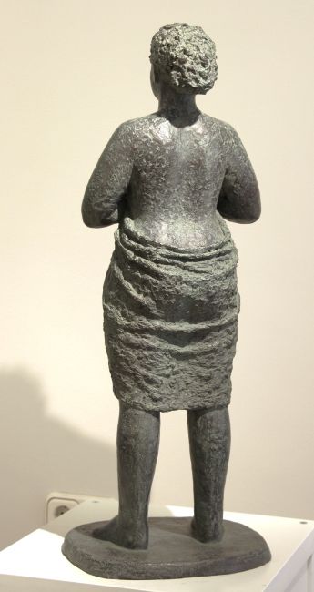 KARIN BEEK   Baadster  brons x30x24 cm. 6500 00  3 3848