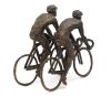 LOEK BOS  Twee wielrenners  brons x12x20 cm. 1.750 00  4 4057
