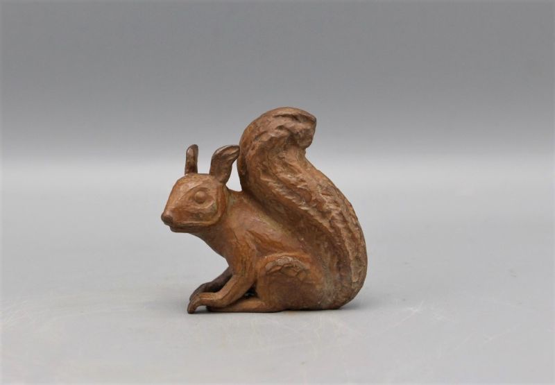 loek prins  eekhoorntje  brons x4x6 cm. 380 00 1  467