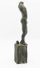 EPPE DE HAAN  Kleine tors staand  brons 2x6x5 cm. 1.100 00  5 4316