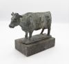 marina van der kooi  koe  brons x9x19 cm. e. 1250 00 2   695